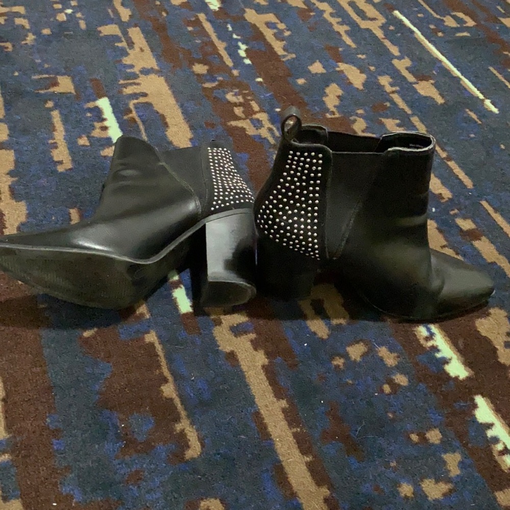Ankle studded  boots